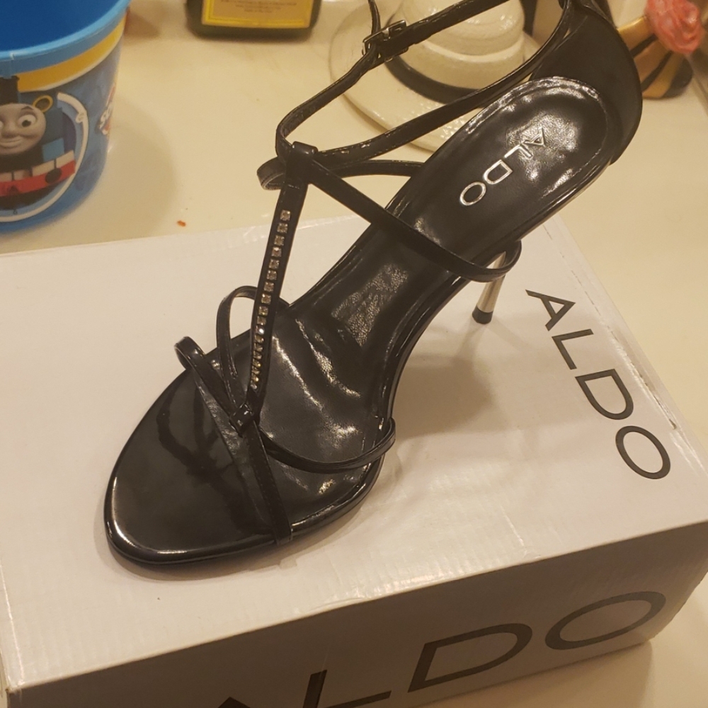Aldo new sandals